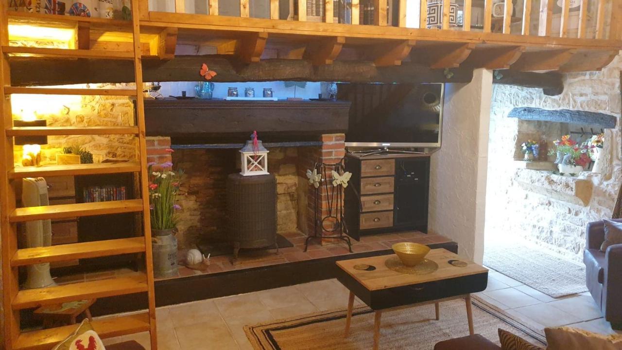 Chocolate Box Cottage Parzac 外观 照片